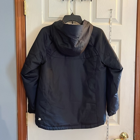 New-all in motion-L-black-Double full zip with Velcro and snaps jacket/coat - Picture 4 of 13